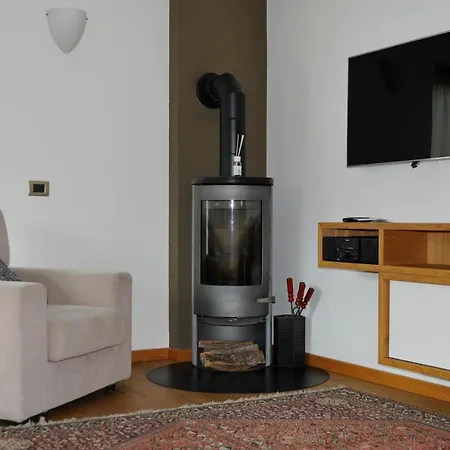 La Casa Di Armando Lägenhetshotell Bormio